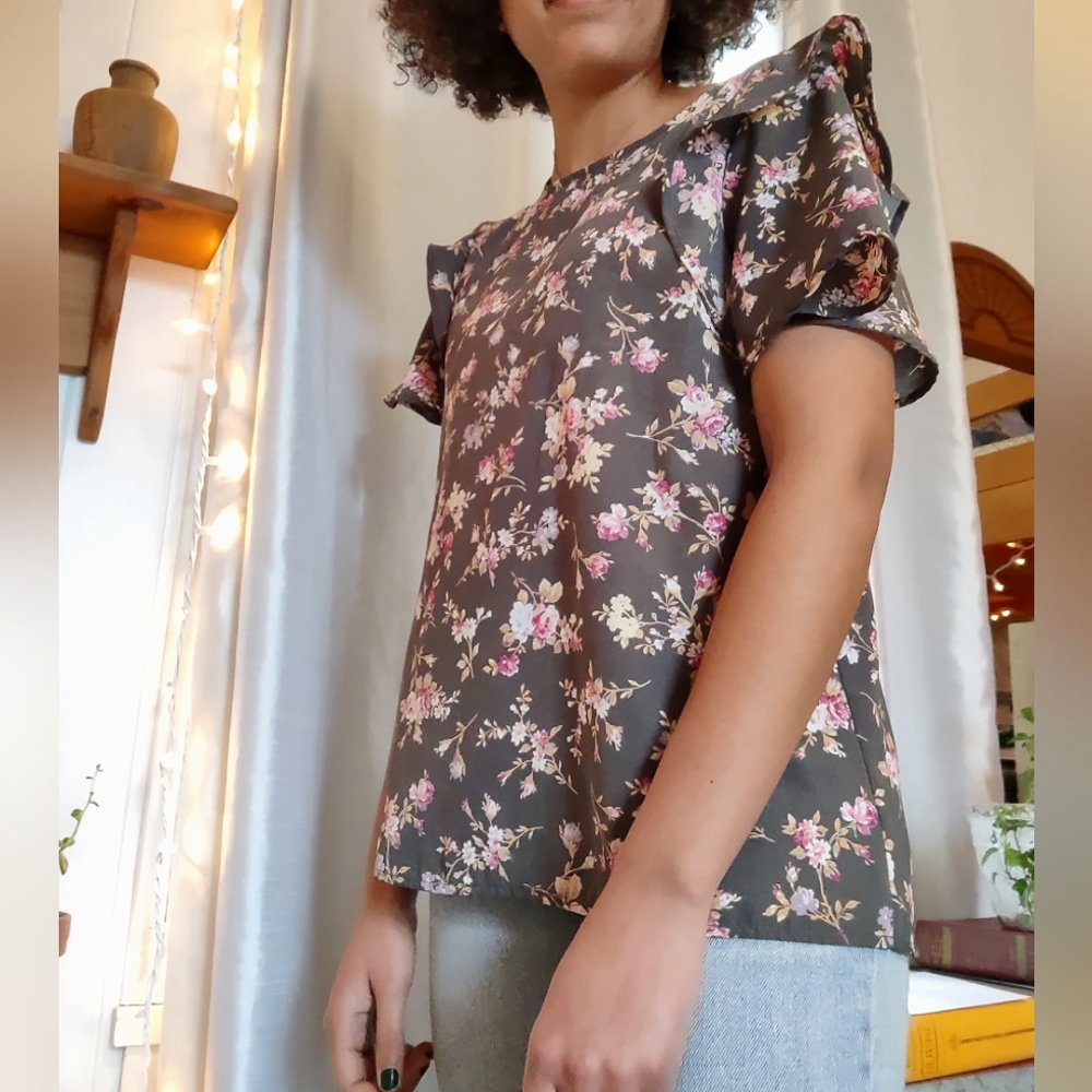 Floral Flutter Sleeve Blouse by Grayson Threads